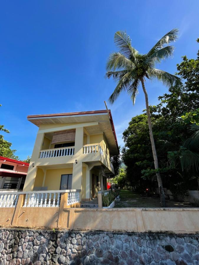 C - Side Inn Mambajao Exterior photo